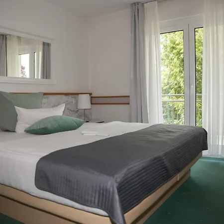 Hotel Nuembrecht מלון נומברכט
