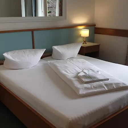 Hotel Nuembrecht 3* נומברכט
