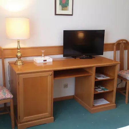 Hotel Nuembrecht מלון נומברכט